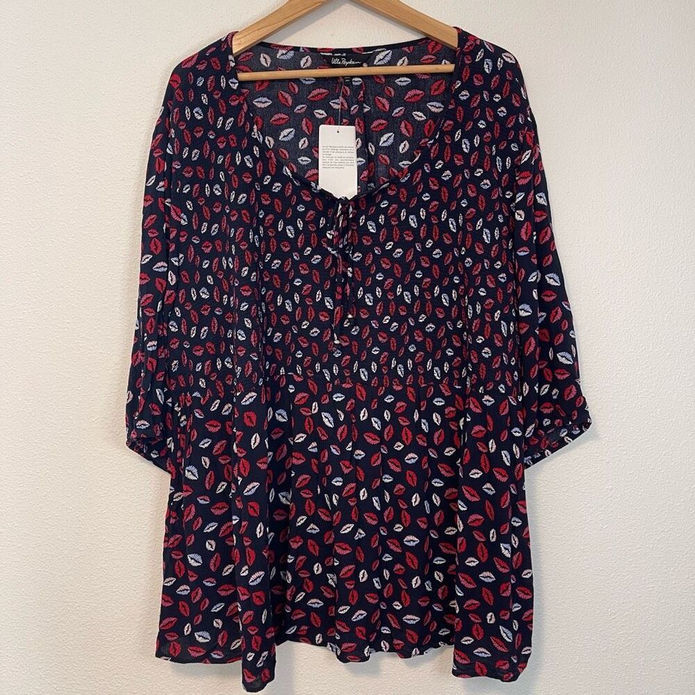 Ulla‎ Popken Smocked Lip Print Blouse Size 24/26